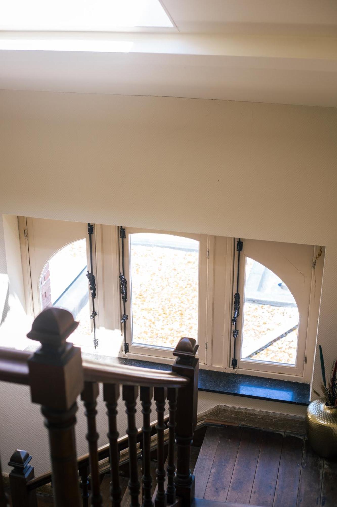 B&B Het Notarishuis - Authentiek Verblijf Nabij Maastricht Voeren Exterior foto